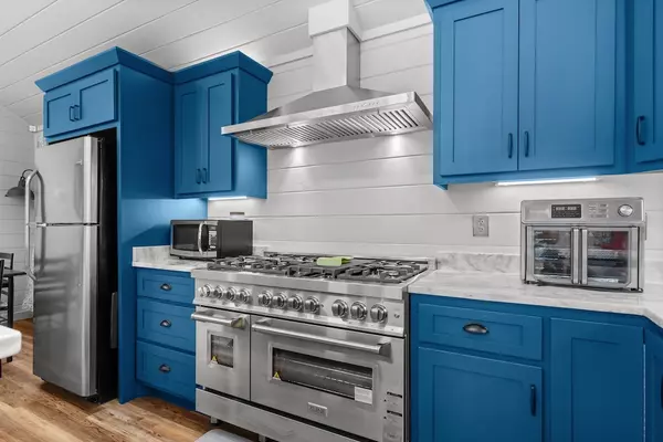 Ellijay, GA 30536,214 Dickerson Drive