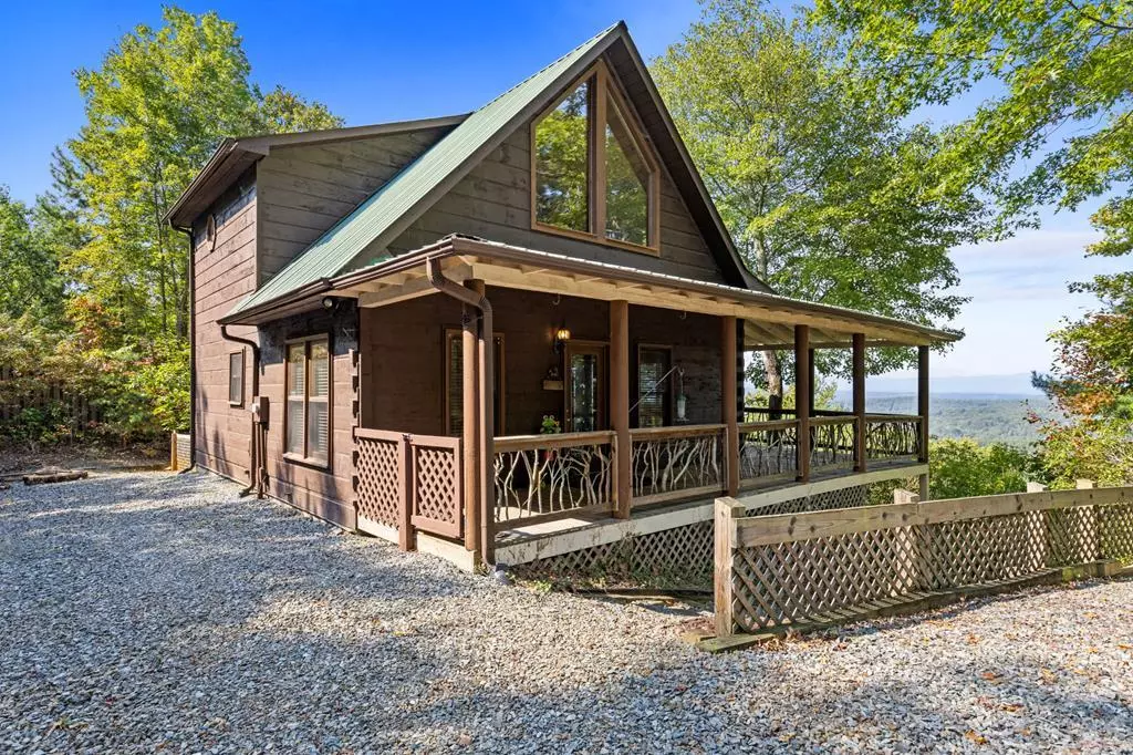 Mineral Bluff, GA 30559,100 Wintermute Drive