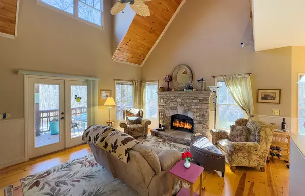 Hayesville, NC 28904,526 Garland Ridge Drive