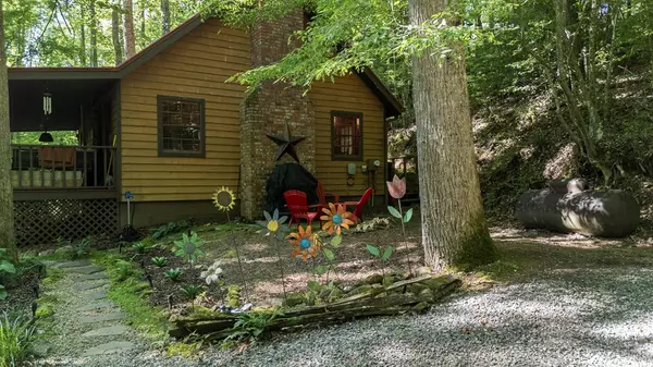 Hiawassee, GA 30546,2968 Hooper Branch Road