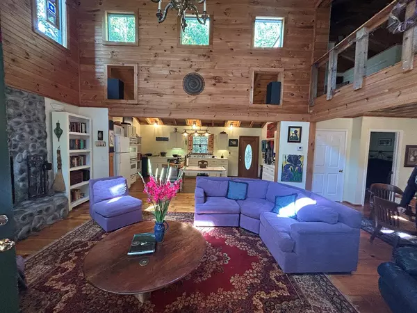 Blue Ridge, GA 30513,445 Twin Creeks Road