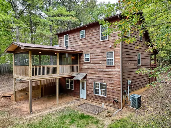 Blairsville, GA 30512,299 John Smith Road