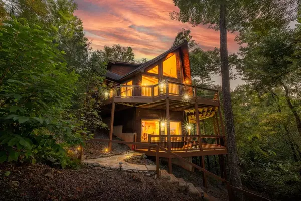 556 Grandeur Drive, Blue Ridge, GA 30513