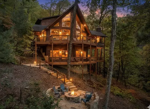 556 Grandeur Drive, Blue Ridge, GA 30513