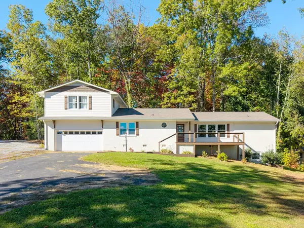 Hayesville, NC 28904,128 Cardinal Lane