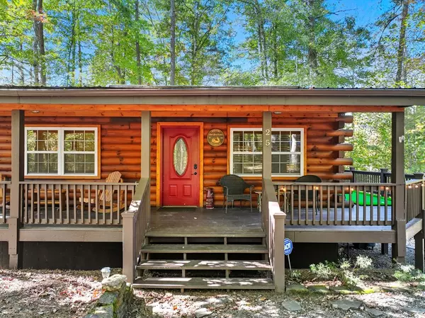 Morganton, GA 30560,25 Foster Lane