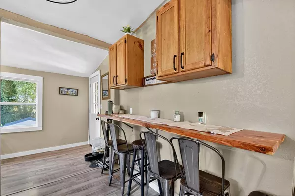 Mccaysville, GA 30555,26 Woody Street