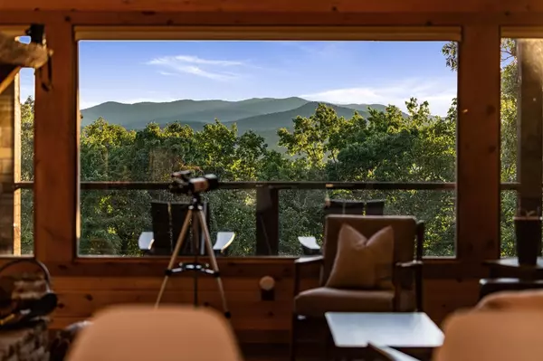 Blue Ridge, GA 30513,361 June Bug Lane