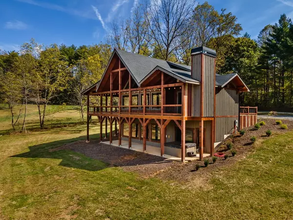 Blue Ridge, GA 30513,7590 Mobile Road
