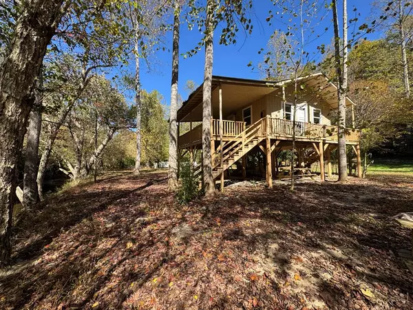 Brasstown, NC 28902,9341 Old Hwy 64w