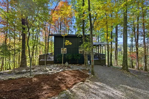 Morganton, GA 30560,5240 Squirrel Hunting Road