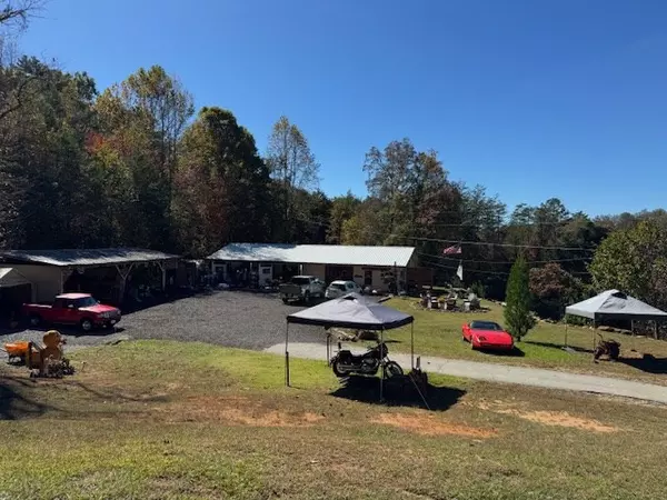 Mccaysville, GA 30555,22 Orange Lane
