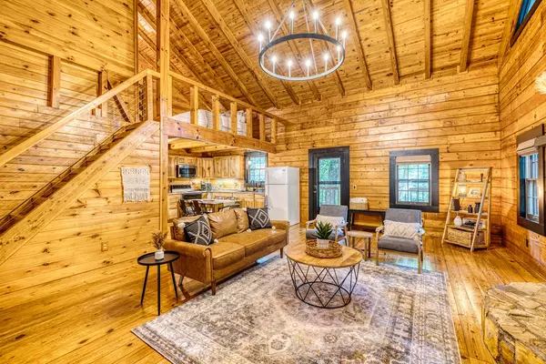 Ellijay, GA 30540,371 Abbott Top Road