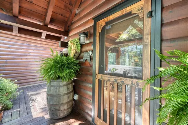 Blairsville, GA 30512,54 Moon Shadow View S