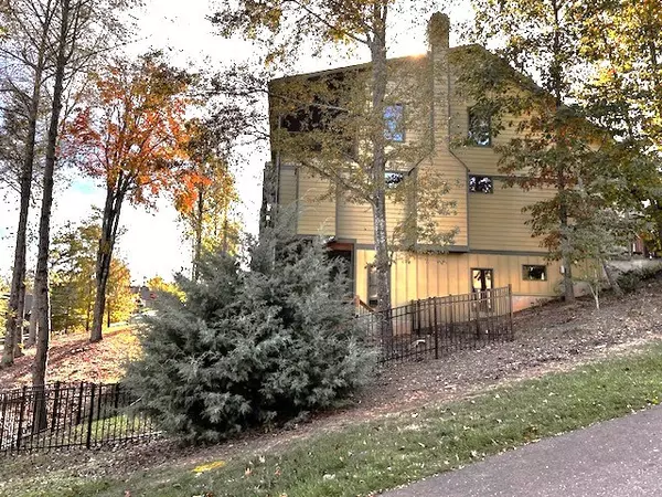 Blue Ridge, GA 30513,5 Upper Knoll Drive