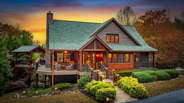 240 Twin Lakes Road, Blue Ridge, GA 30513