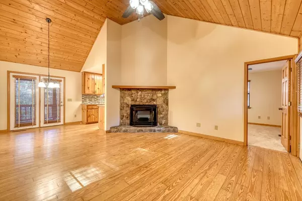 Blairsville, GA 30512,74 Mountain Woods Road