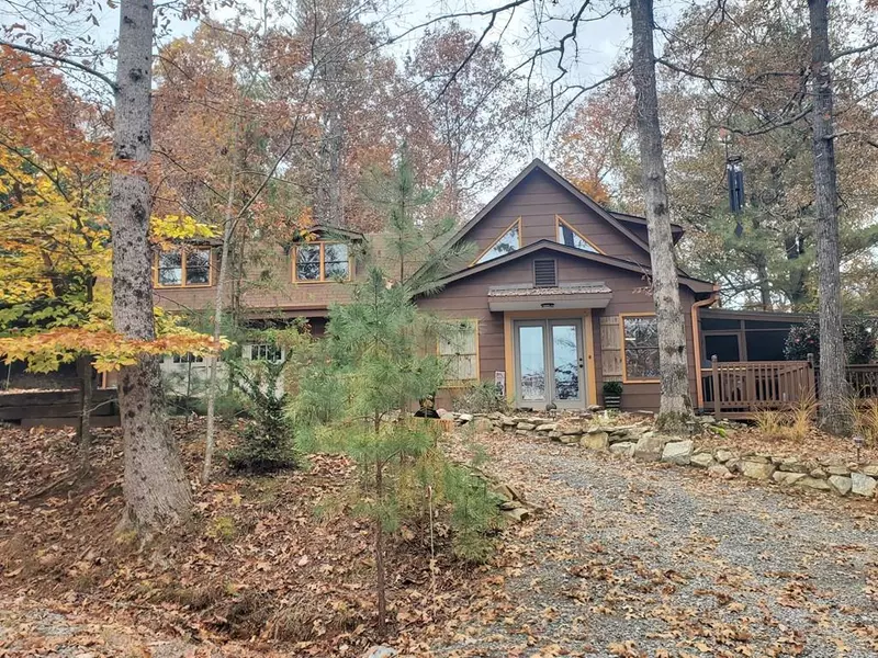 171 Mohawk Trail, Ellijay, GA 30540