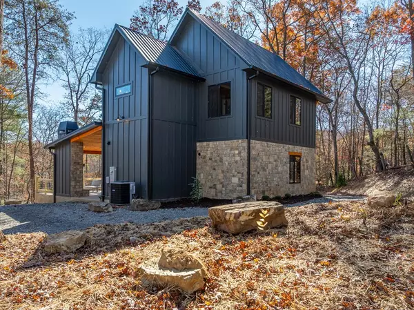 Blue Ridge, GA 30513,294 Campbell Camp Circle