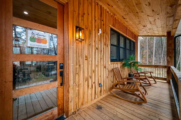 Mccaysville, GA 30555,649 Lees Ride