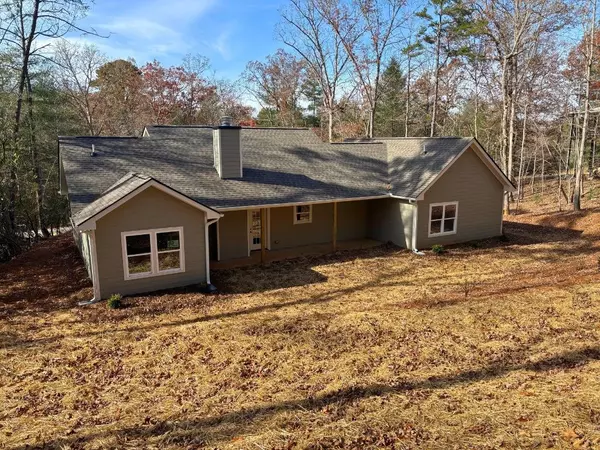 Young Harris, GA 30582,6107 Martin Heights Drive