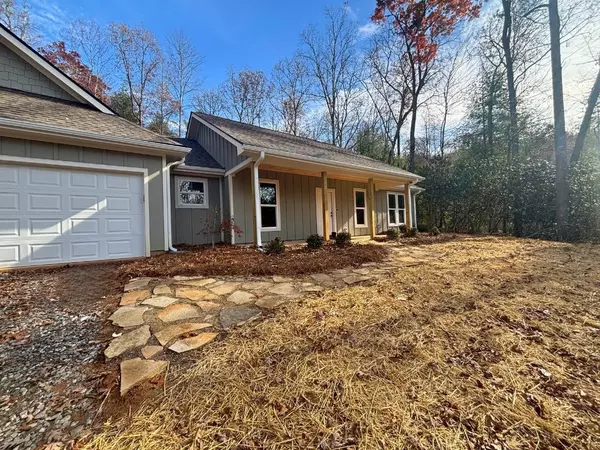 Young Harris, GA 30582,6107 Martin Heights Drive