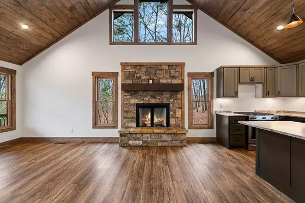 Blue Ridge, GA 30513,2393 Ada Street