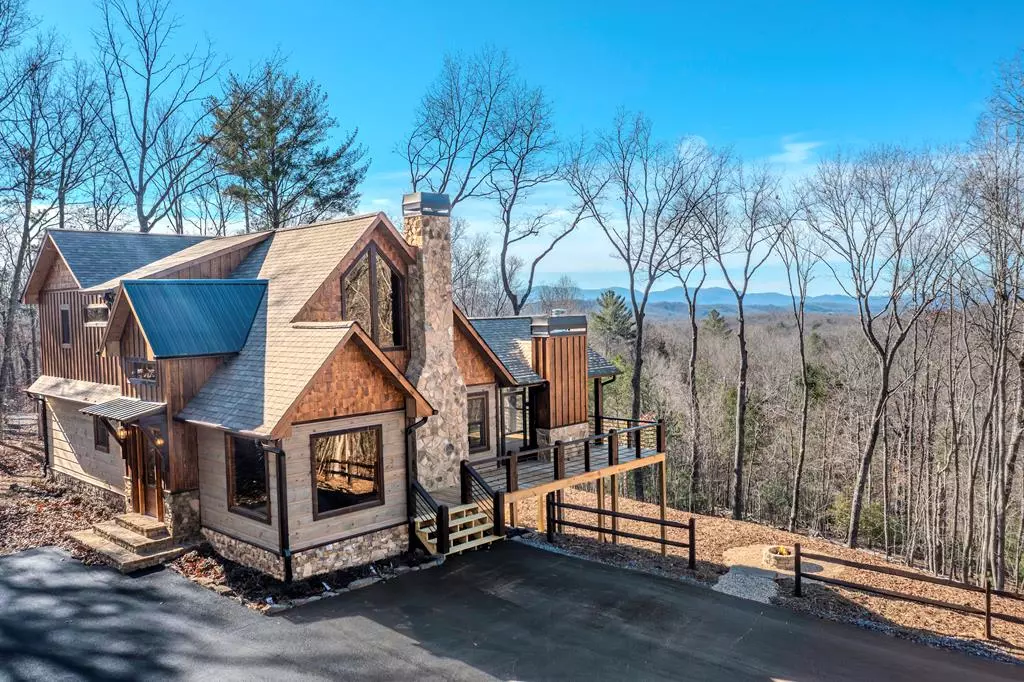 Morganton, GA 30560,67 Antler Way