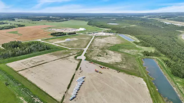 Rural Clearwater County, AB T4T 2A2,7 METALDOG DR