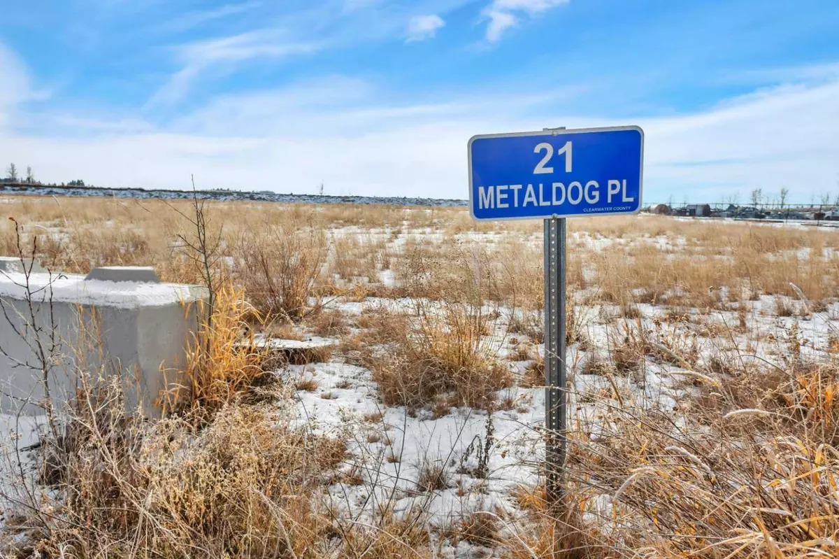 Rural Clearwater County, AB T4T 2A2,21 METALDOG PL