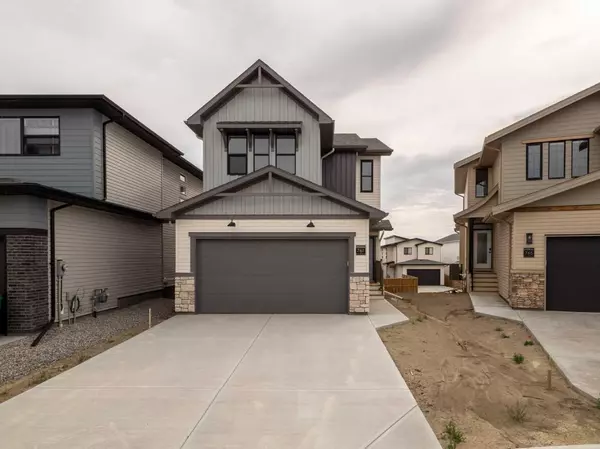 Lethbridge, AB T1J5V1,761 Violet PL W