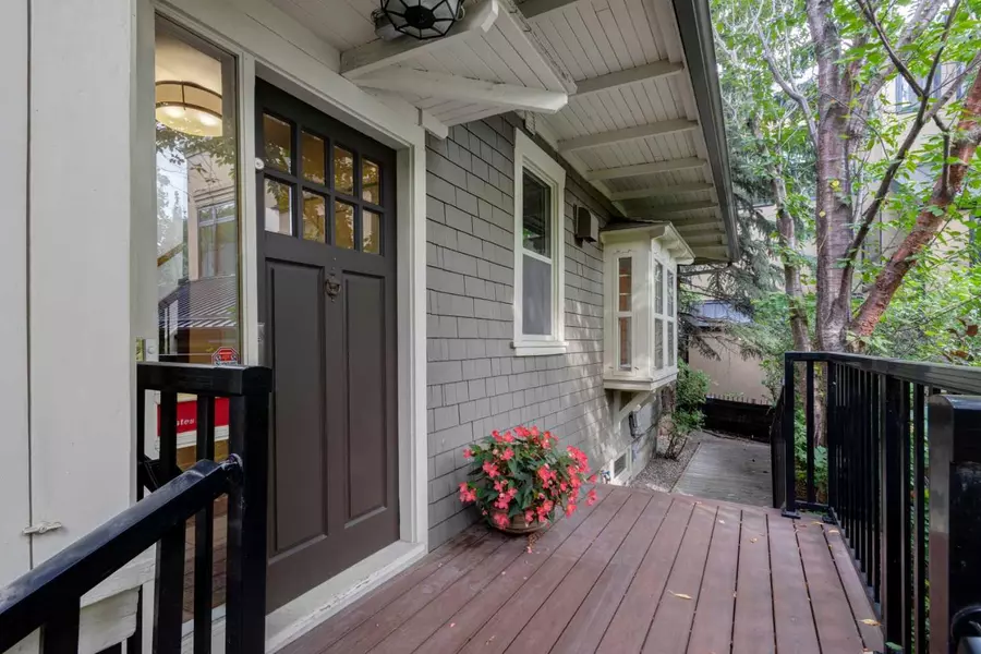 3012 7 ST SW, Calgary, AB T2T 2X5