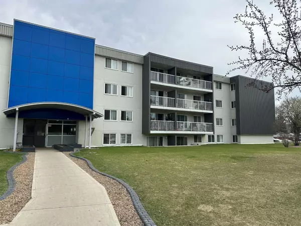 Fort Mcmurray, AB T9H 3Z9,7 Clearwater CRES #7