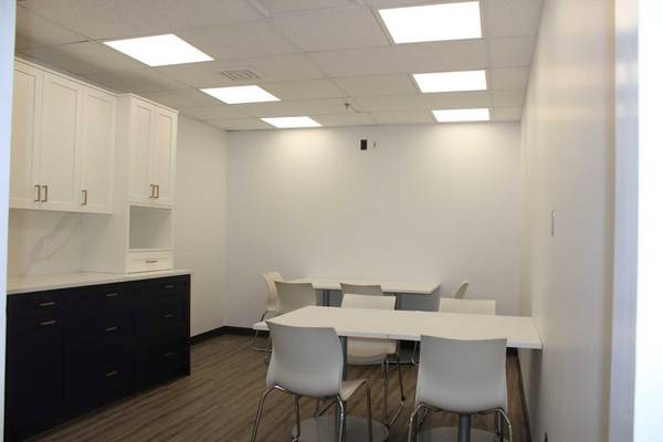 Calgary, AB T2H 0S6,550 71 AVE SE