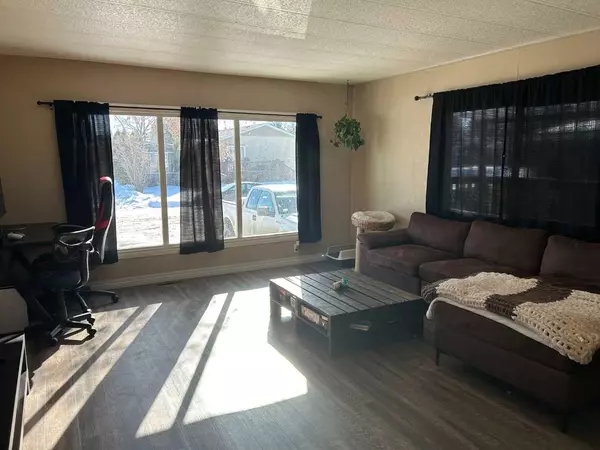 Vermilion, AB T9X 1P5,4942 43 ST