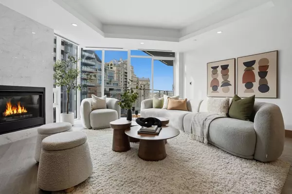 738 1 AVE SW #907, Calgary, AB T2P5G8