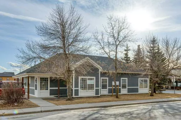 Cochrane, AB T4C 1Z3,305 First ST E