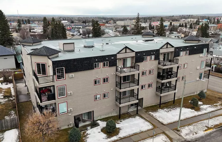 5037 7 AVE #406, Edson, AB T7E0A8