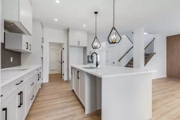 Cochrane, AB T4C 3C7,460 Rivercrest VW