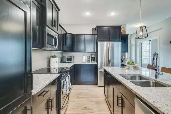 Cochrane, AB T4C 0E2,41 Heritage DR