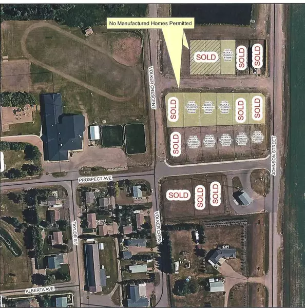 7 Pearle AVE, Erskine, AB T0C 1G0