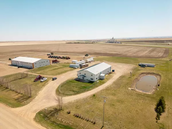 203037 Township Road 80, Rural Lethbridge County, AB T1K 8G9