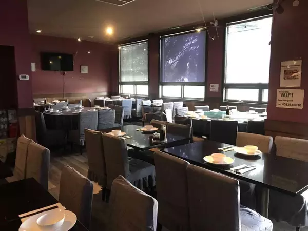 123 ANY REST RD SE, Calgary, AB T2G 1R7