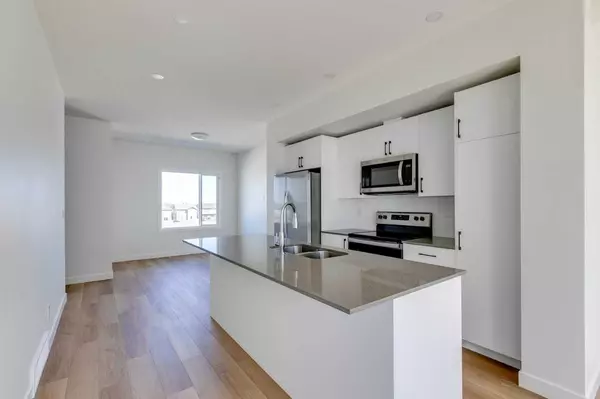 Airdrie, AB T4B 5M3,25 Wildwoods CT SW #1410