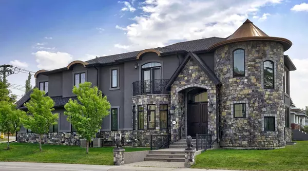 1911 13 AVE NW, Calgary, AB T2N 1L5