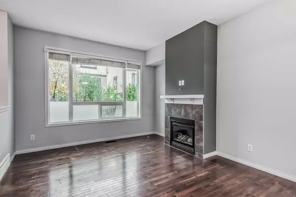 Calgary, AB T3R0G7,219 Kincora LN NW