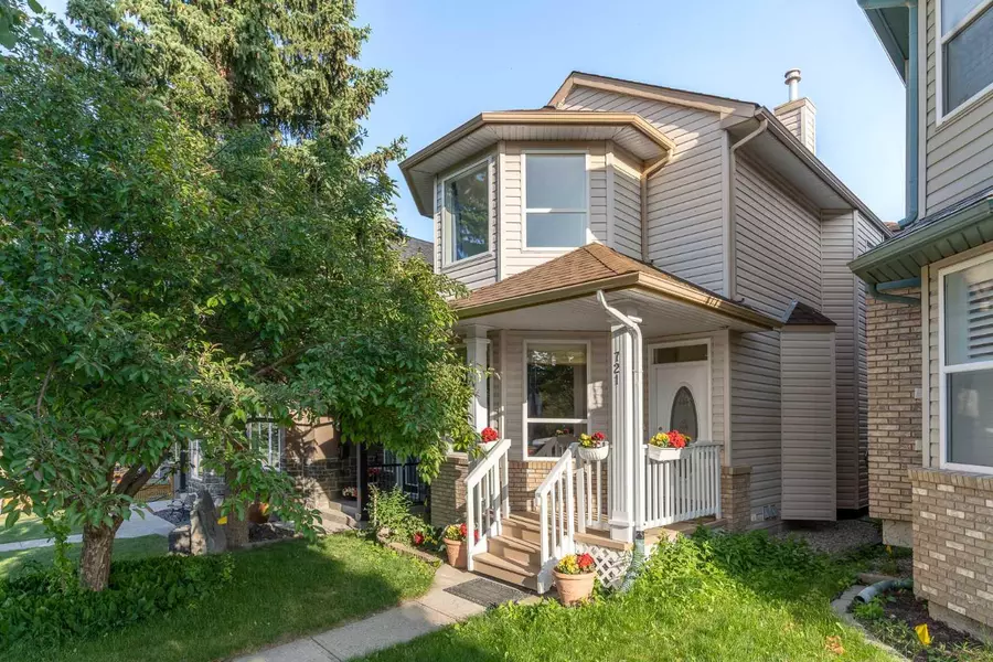 721 52 AVE SW, Calgary, AB T2V0B6