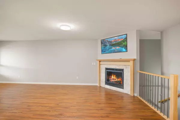 Innisfail, AB T4G 0A1,5531 52 Avenue Close