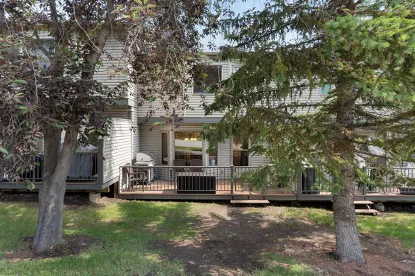 69 Patina PARK SW, Calgary, AB T3H 3E1