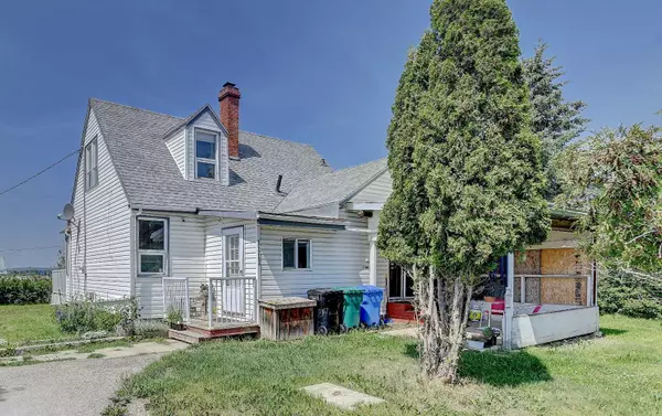 1111 7th AVE, Beaverlodge, AB T0H 0C0